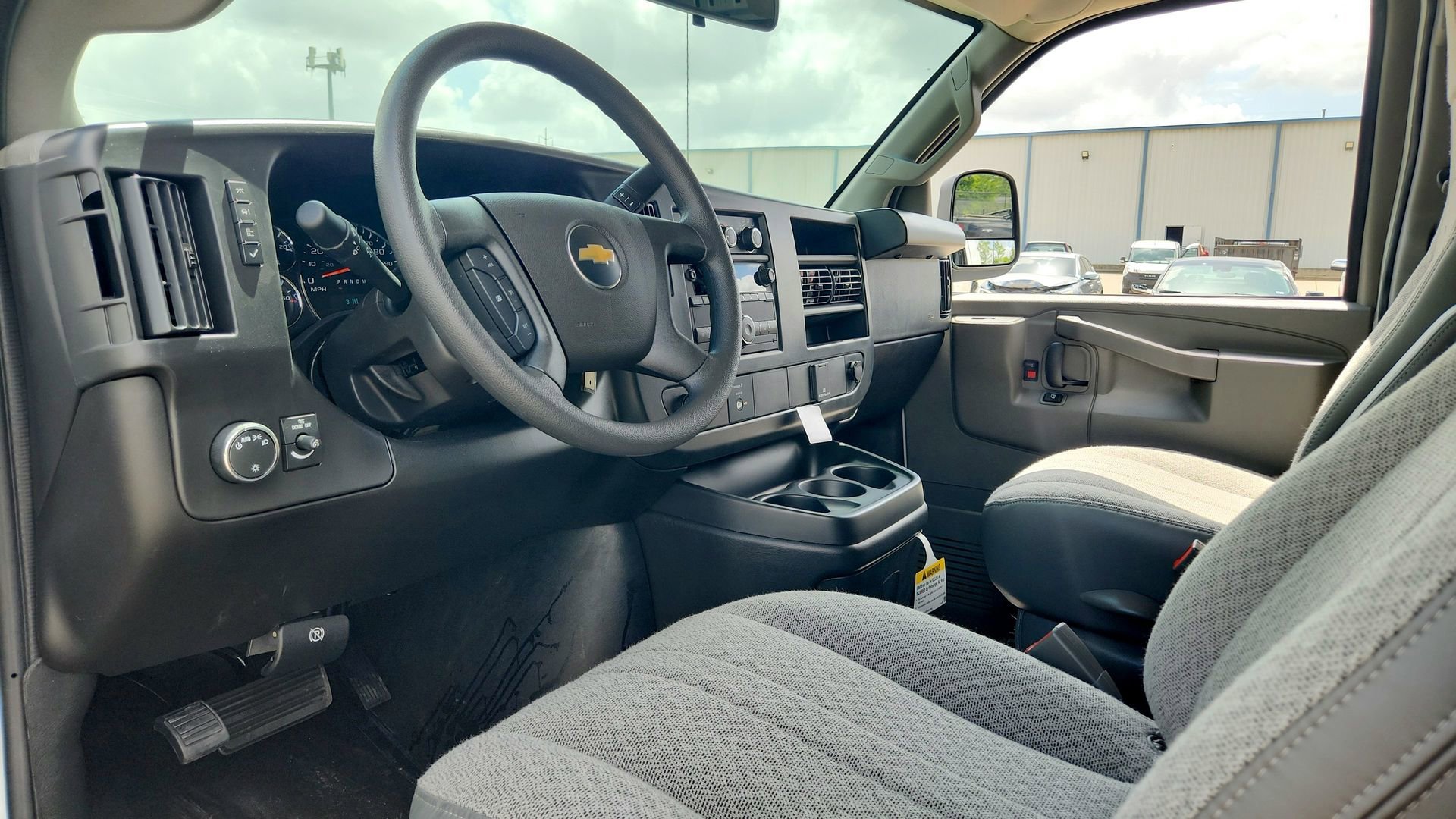 2026 Chevrolet Express Cargo Work Van - Photo 12