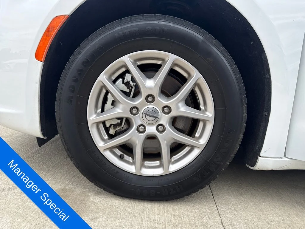 2024 Chrysler Pacifica Touring L - Photo 28