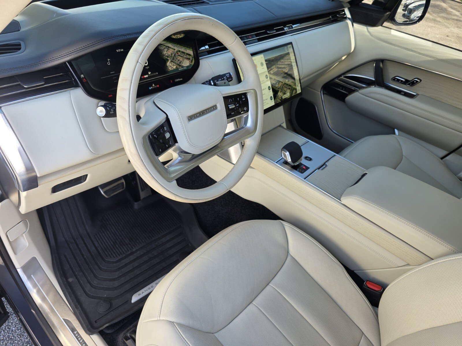 Certified Used 2024 Varesine Blue Metallic Land Rover P530 Autobiography image 11