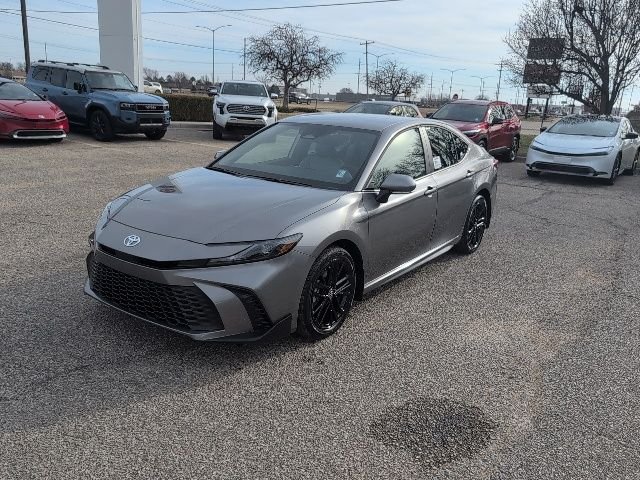 2026 Toyota Camry SE - Photo 14