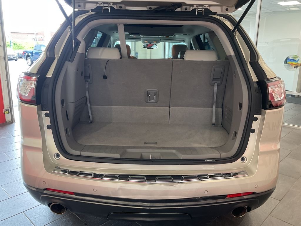 Used 2013 Gold Chevrolet LTZ image 9