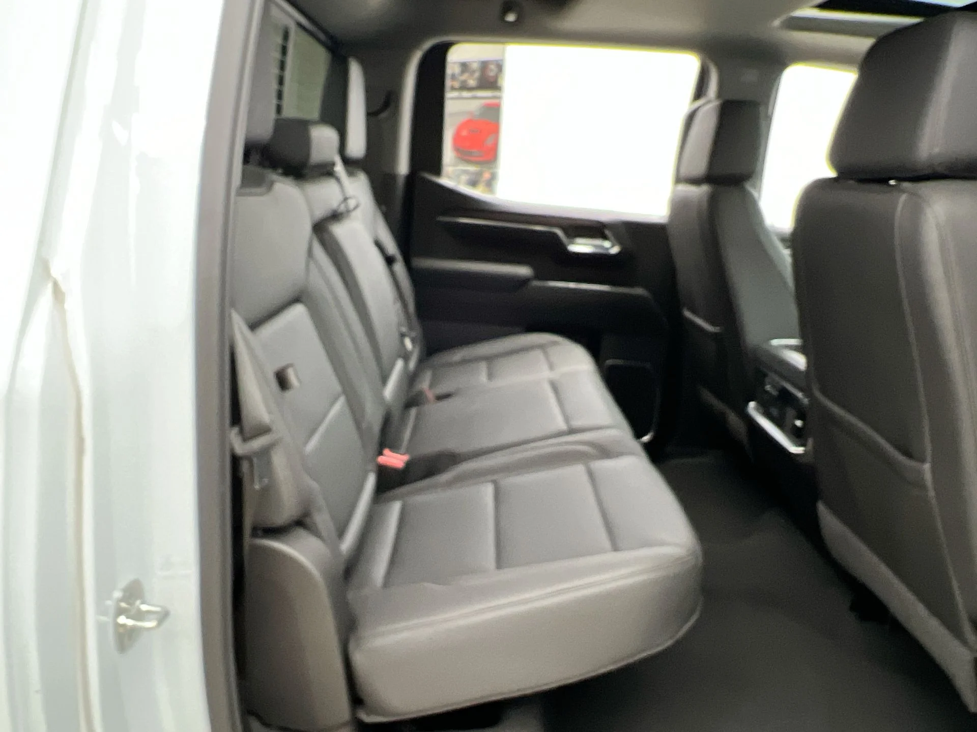 2026 GMC Sierra 1500 SLT - Photo 84