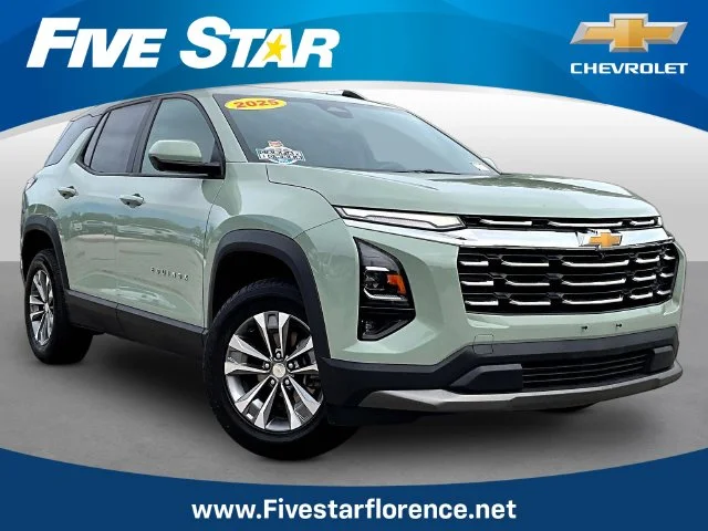 Used 2025 Green Chevrolet LT image 1