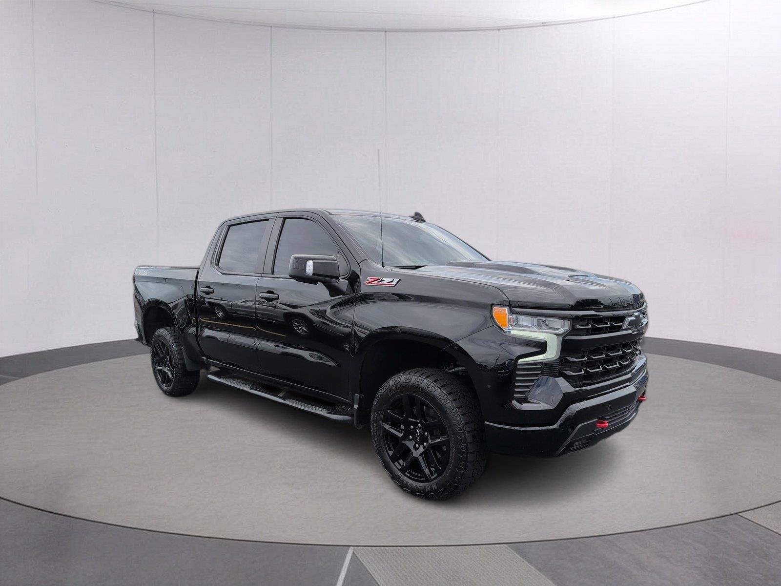 Used 2025 Black Chevrolet LT Trail Boss image 9