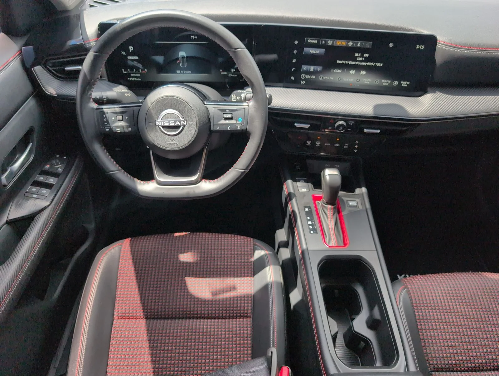 Used 2025 Black Nissan SR image 28