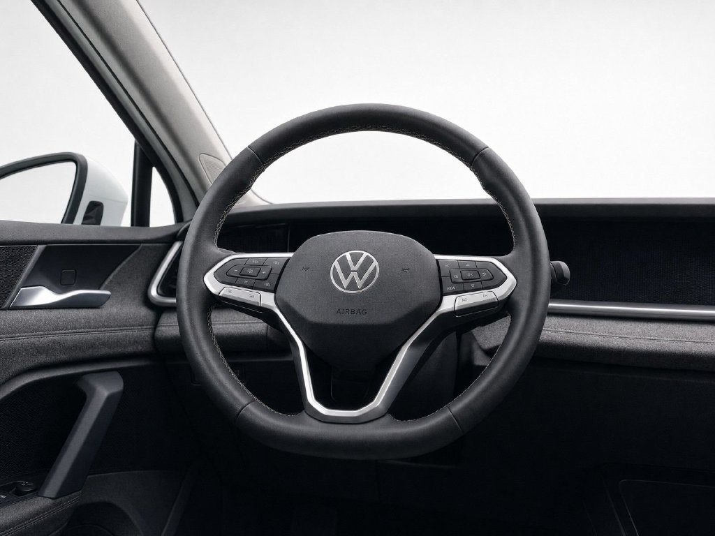 Certified Used 2025 Pure White Volkswagen 2.0T S image 28
