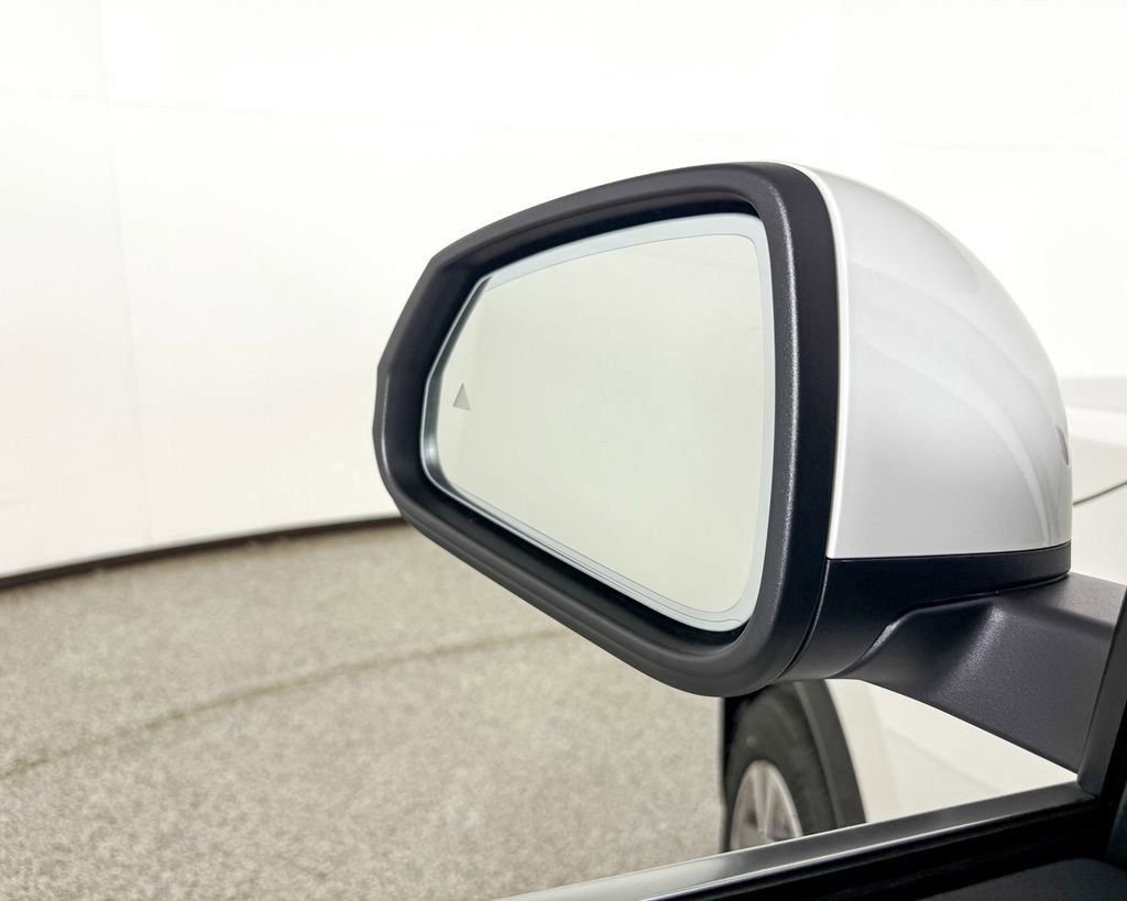 Certified Used 2025 Alpine White BMW xDrive28i image 38