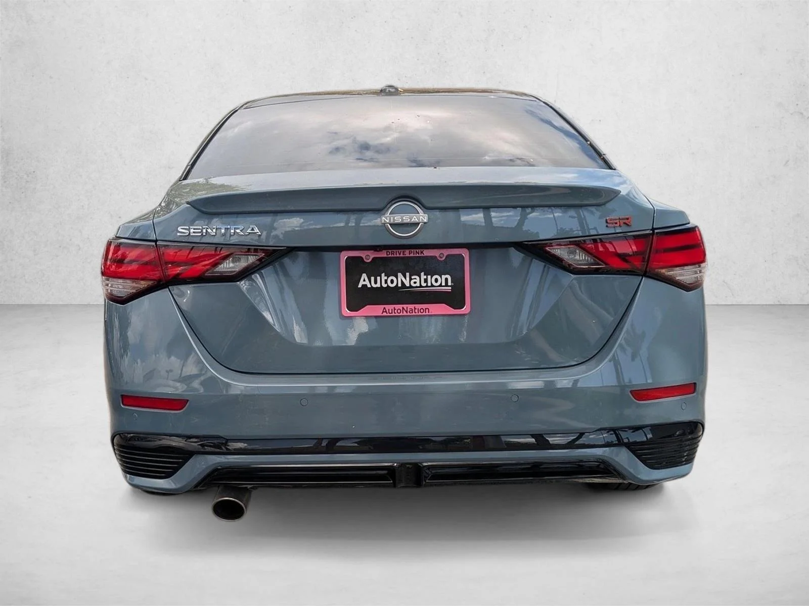 Used 2025 Atlantic Gray Metallic/Super Black Nissan SR image 7
