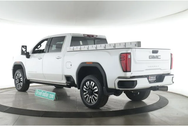 Used 2024 White GMC Denali Ultimate image 8