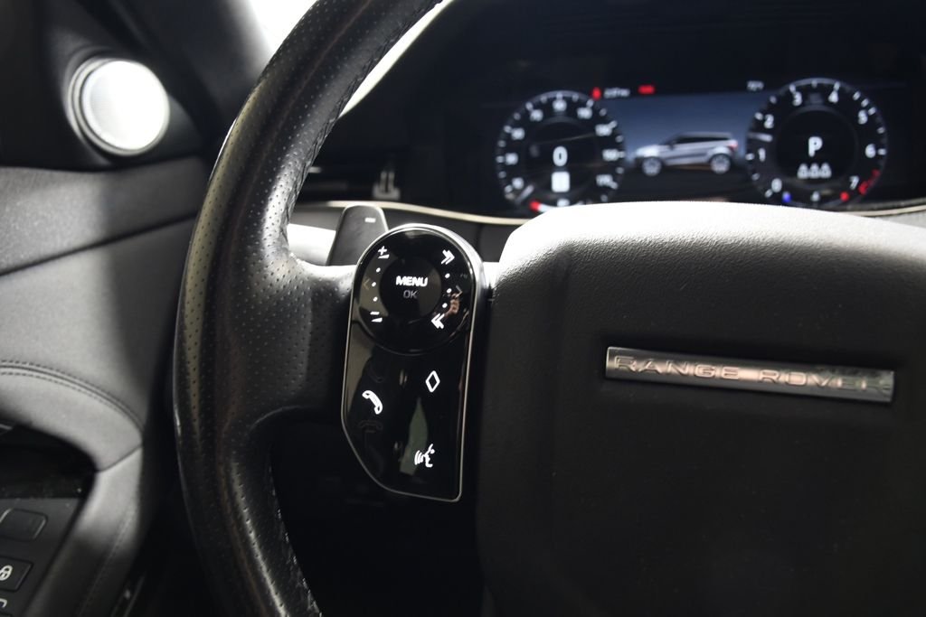 Used 2020 Santorini Black Metallic Land Rover R-Dynamic SE image 29