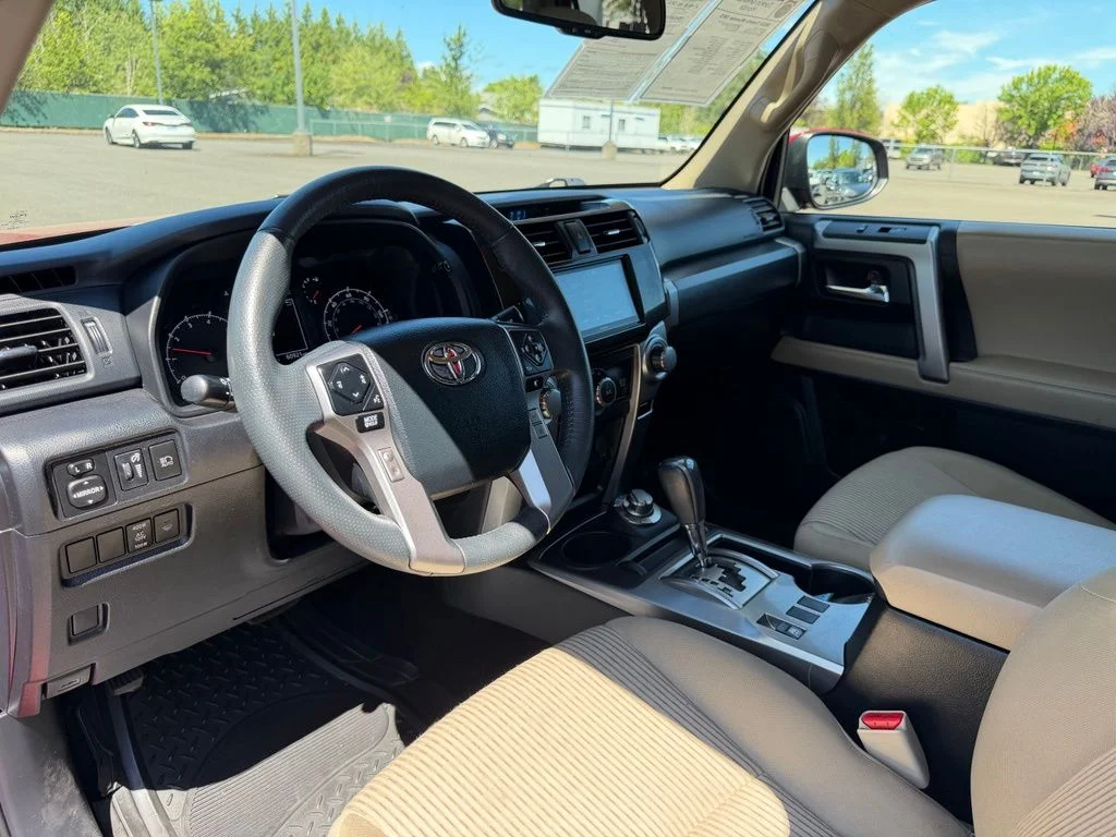2022 Toyota 4Runner SR5 - Photo 17