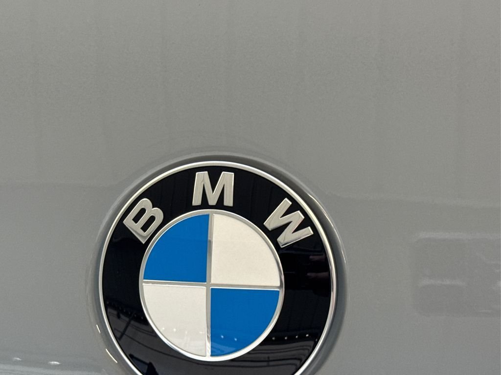 2026 BMW X7 M60i - Photo 18