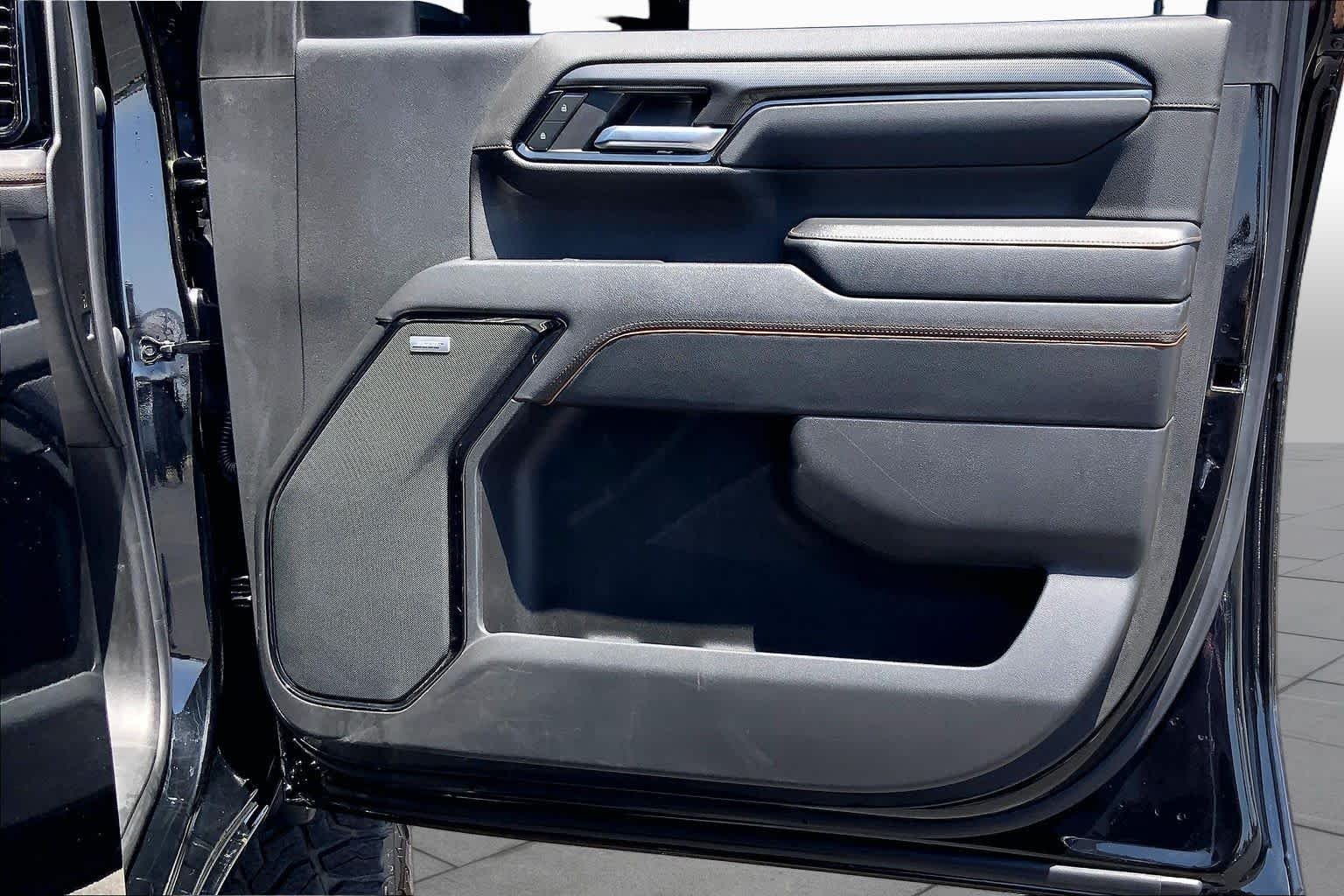 Used 2024 Onyx Black GMC AT4 image 23