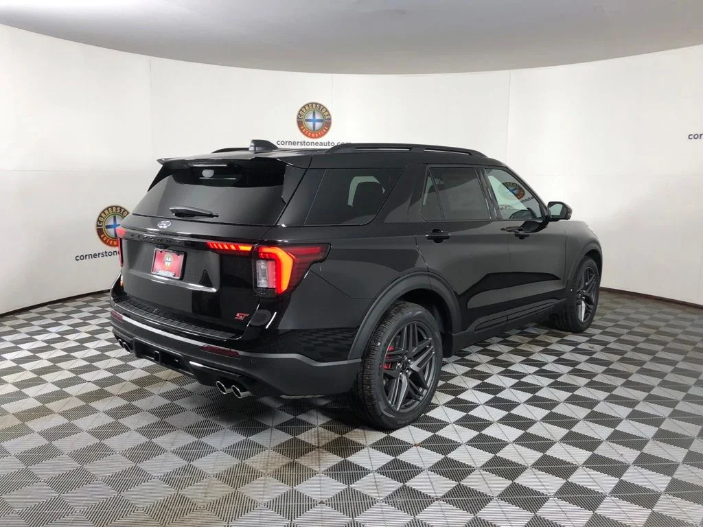New 2026 Agate Black Metallic Ford ST image 16