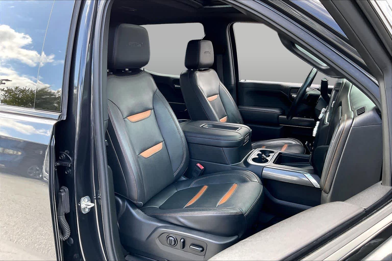 Used 2020 Carbon Black Metallic GMC AT4 image 9