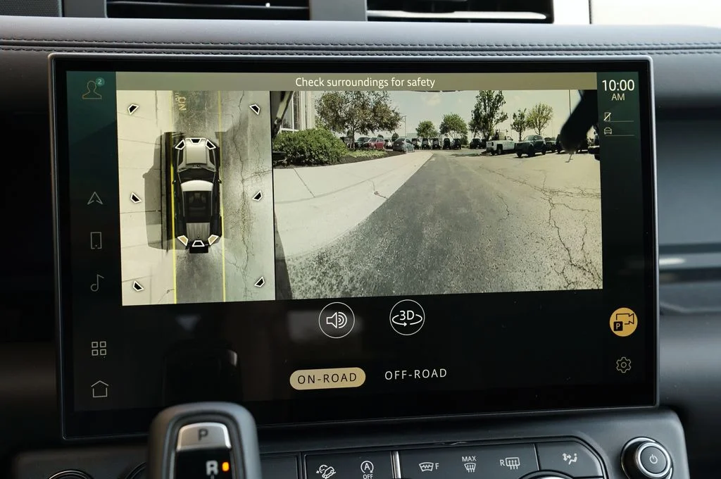 Used 2026 Gray Land Rover X-Dynamic SE image 23