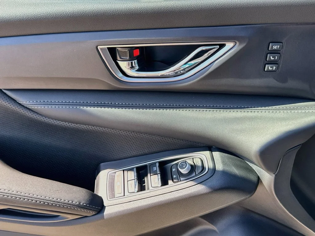 New 2027 Blue Subaru Limited image 21