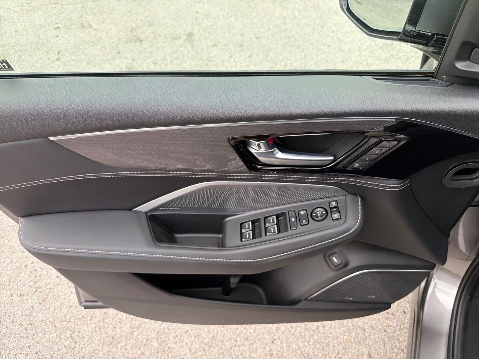 New 2026 Majestic Black Pearl Acura Advance Package image 19