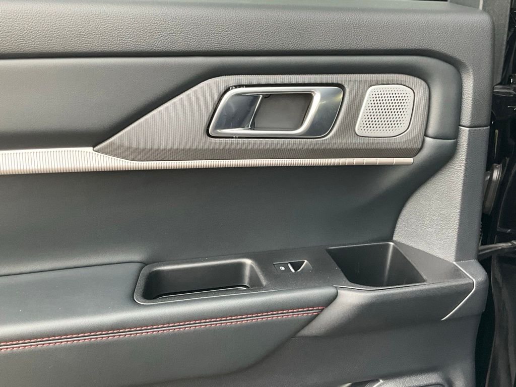Used 2025 Black Metallic Ford ST image 18
