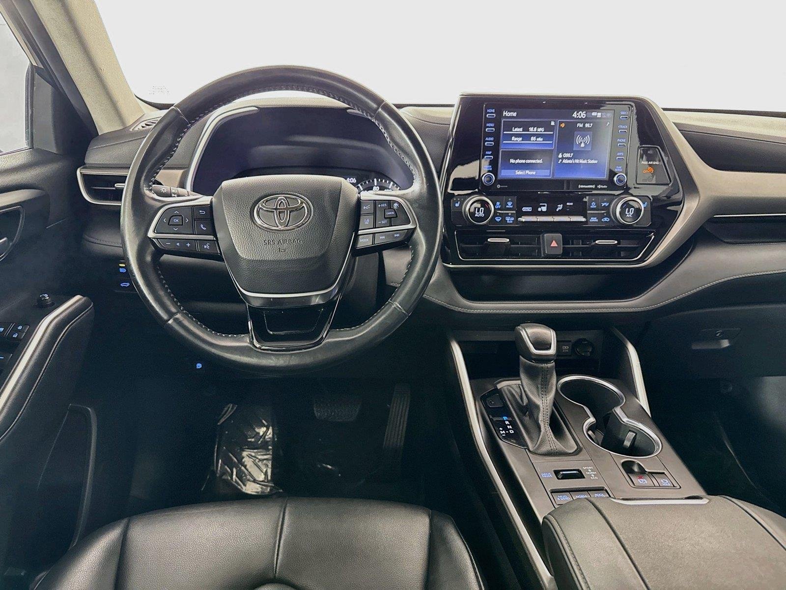 Used 2021 Midnight Black Metallic Toyota XLE image 30