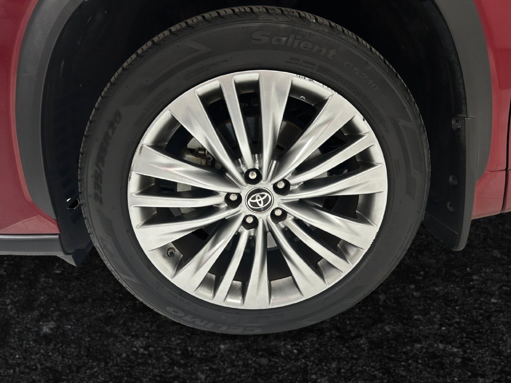 Used 2023 Red Toyota Platinum image 26