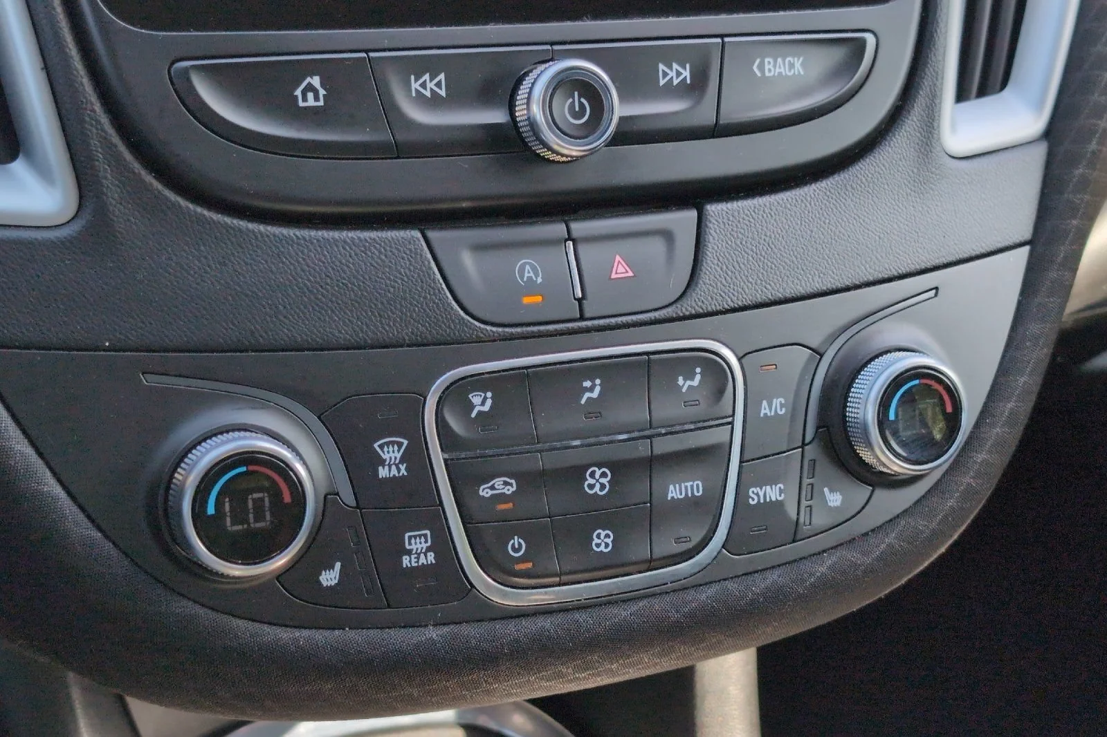 Used 2023 Mineral Gray Metallic Chevrolet LT image 20