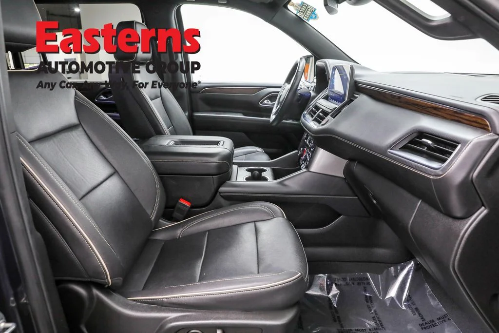 Used 2023 Gray Chevrolet Premier image 27