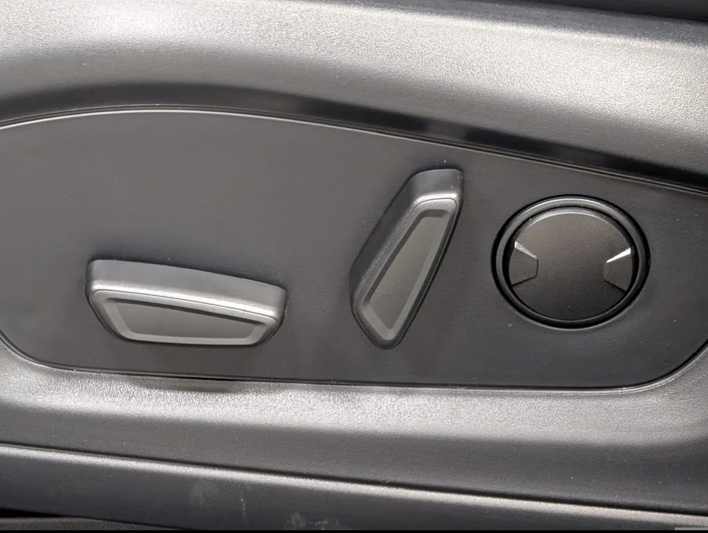 New 2027 Avalanche Gray Ford ST-Line image 12