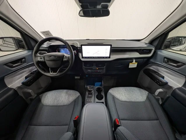 New 2026 Oxford White Ford XLT image 15