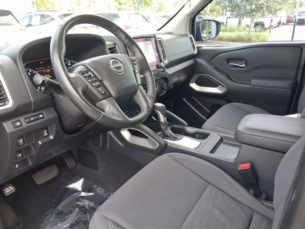 Used 2022 Green Nissan SV image 14
