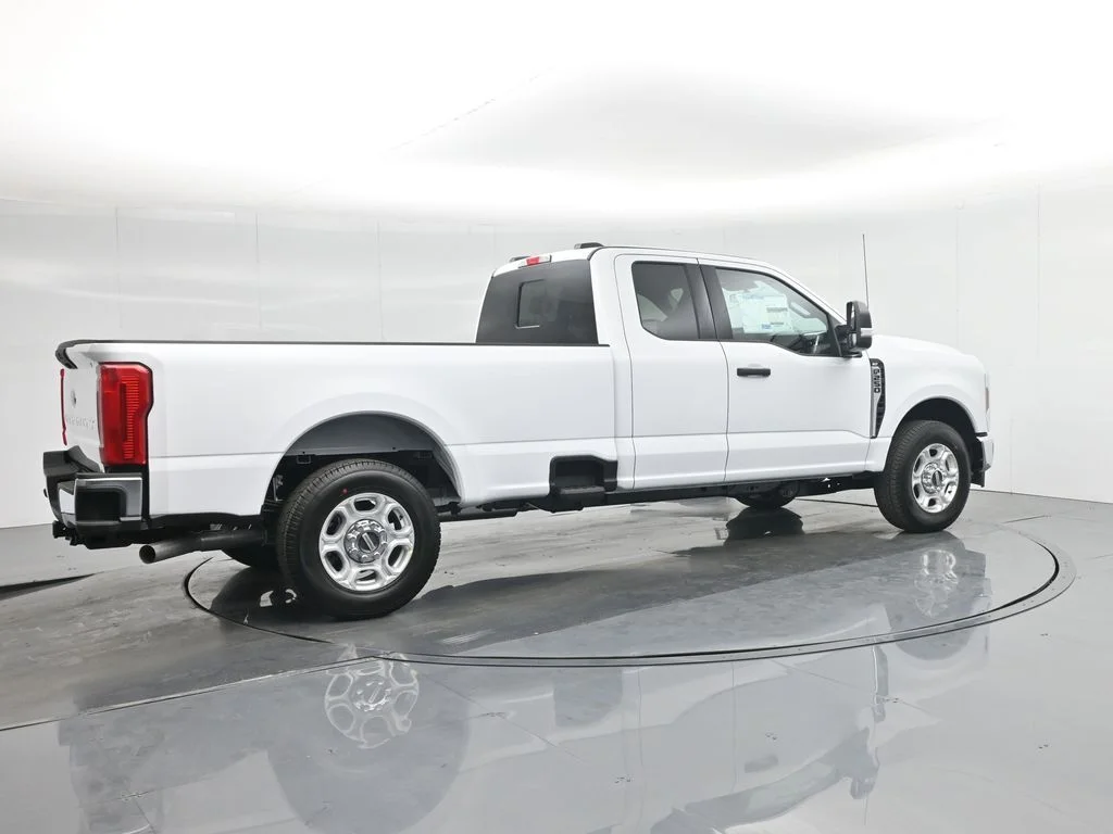 New 2026 White Ford XLT image 26