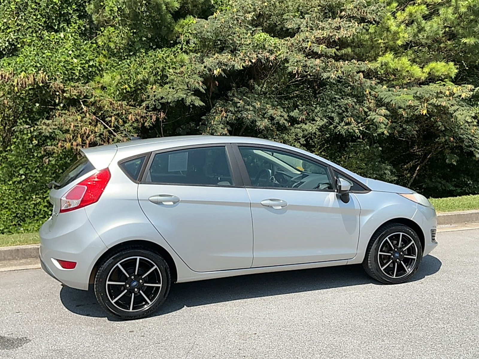 Used 2019 Ford Fiesta SE with VIN 3FADP4EJXKM158650 for sale in Rome, GA