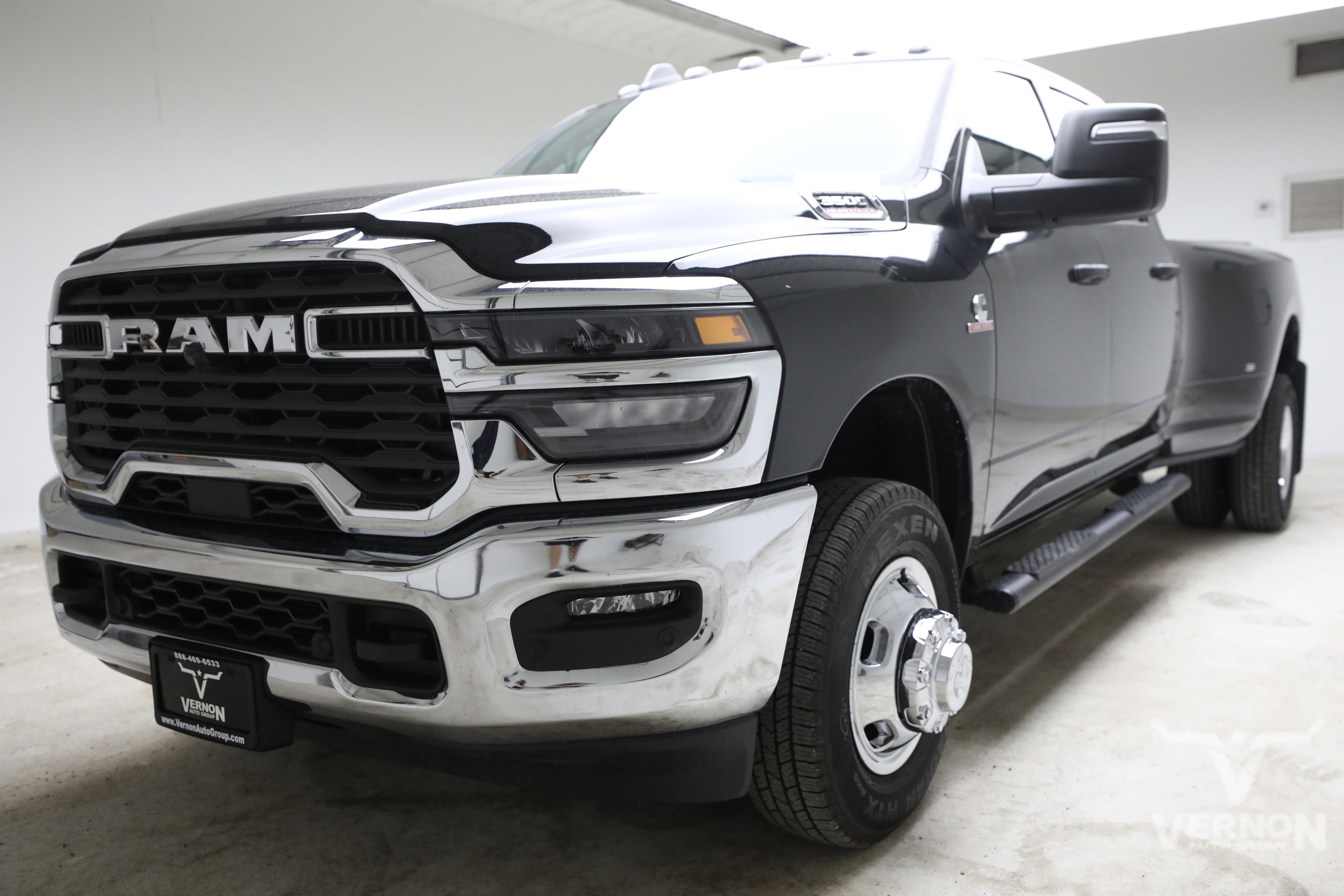 New 2026 Diamond Black Crystal Pearlcoat Ram N image 1