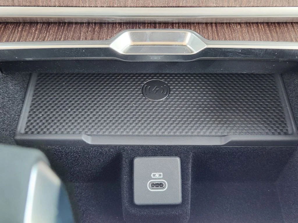 2025 Land Rover Range Rover SE - Photo 14