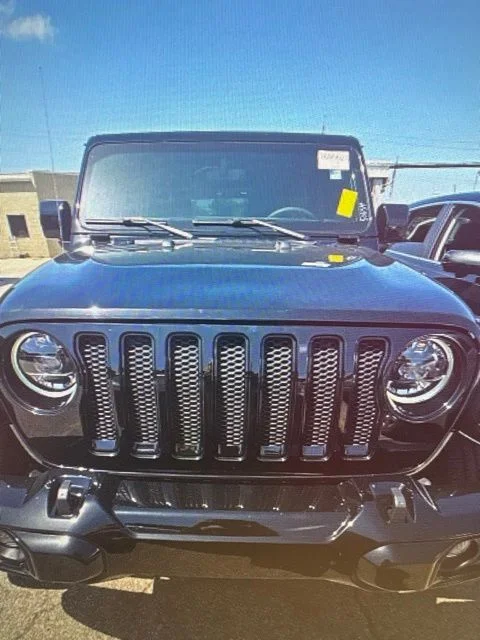 Used 2023 Black Jeep High Altitude image 10