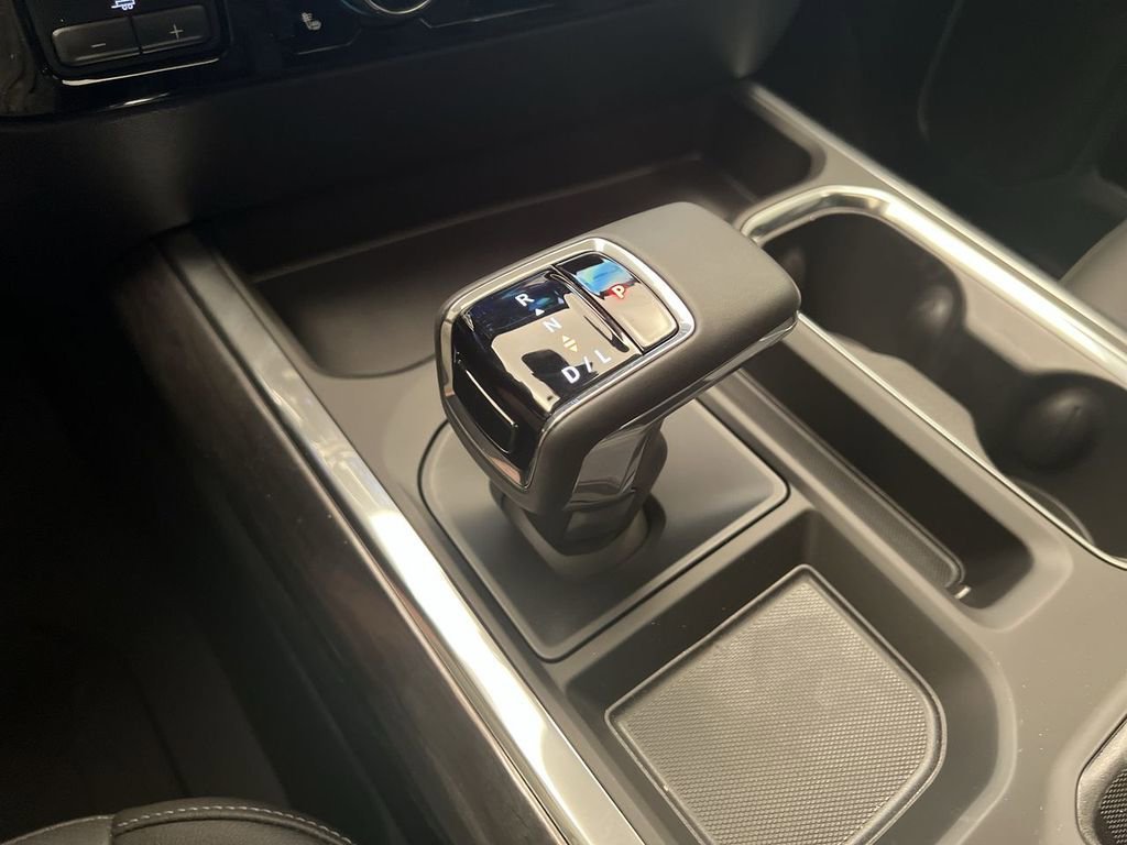 2026 Chevrolet Silverado 1500 LTZ - Photo 19
