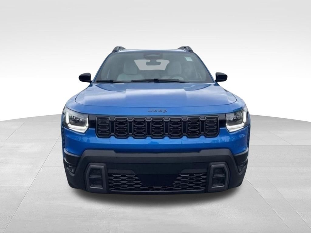 New 2026 Hydro Blue Pearl-Coat Exterior Paint Jeep Laredo image 7