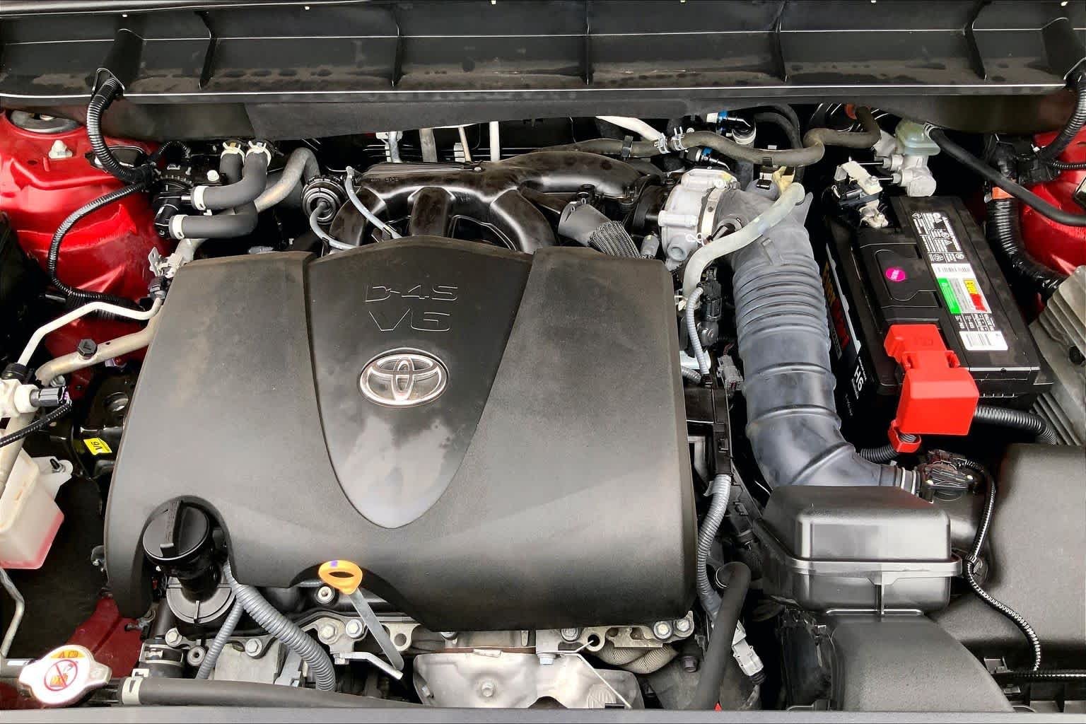 Used 2022 Ruby Flare Pearl Toyota XSE image 34