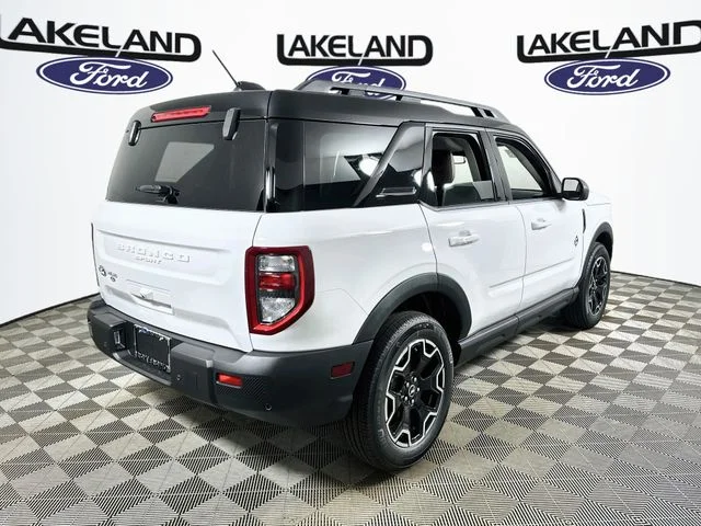 New 2026 White Ford Outer Banks image 3