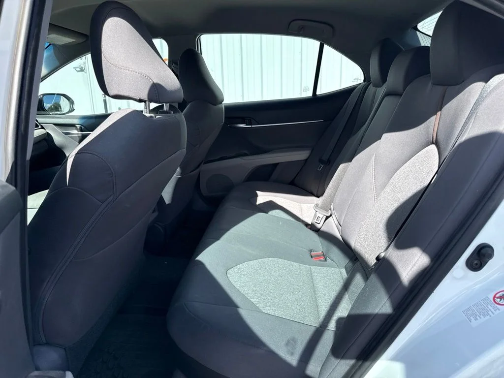 Used 2018 Super White Toyota LE image 12