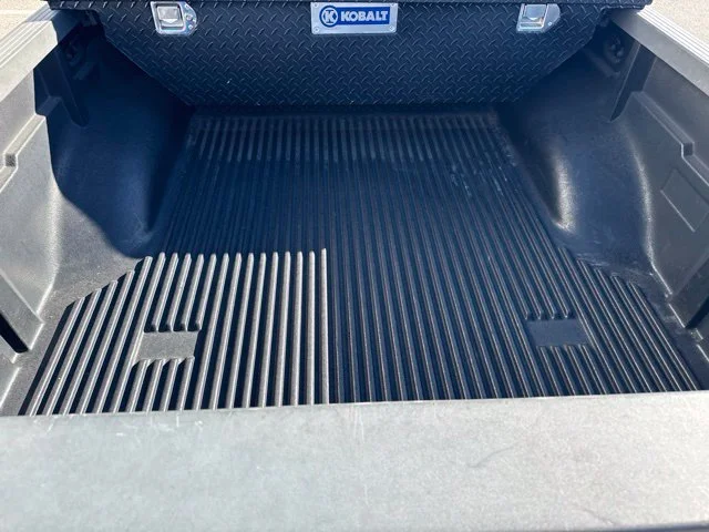 Used 2013 Blue Nissan Desert Runner image 17