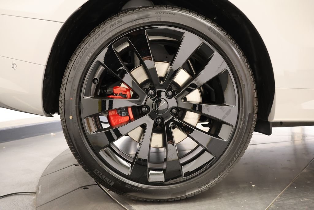 New 2026 Borasco Grey Land Rover Dynamic SE image 11