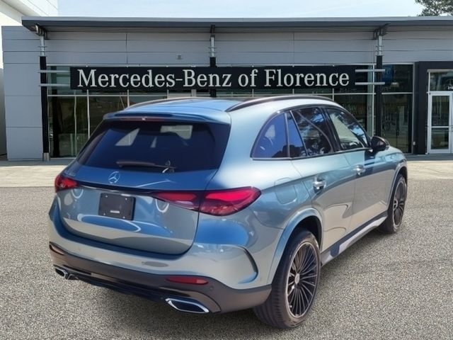 New 2026 Verde Silver Metallic Mercedes-Benz GLC 300 image 2