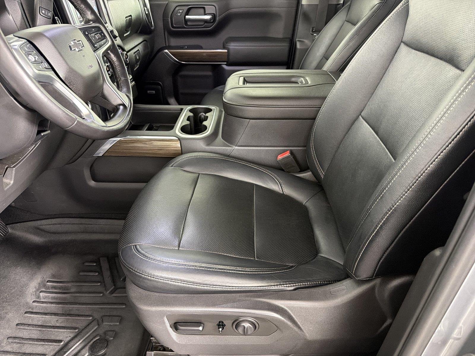 2019 Chevrolet Silverado 1500 RST - Photo 7