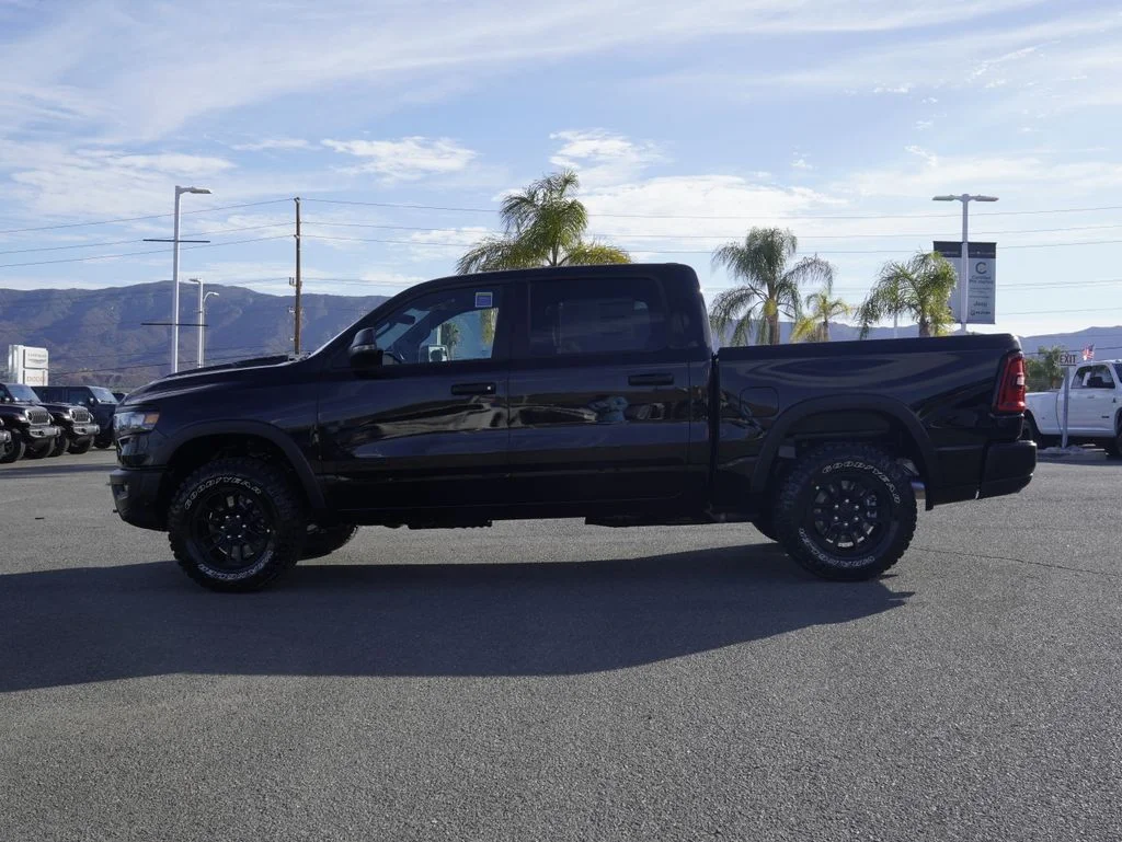 New 2026 Diamond Black Crystal Pearl-Coat Exterior Paint RAM Rebel image 6