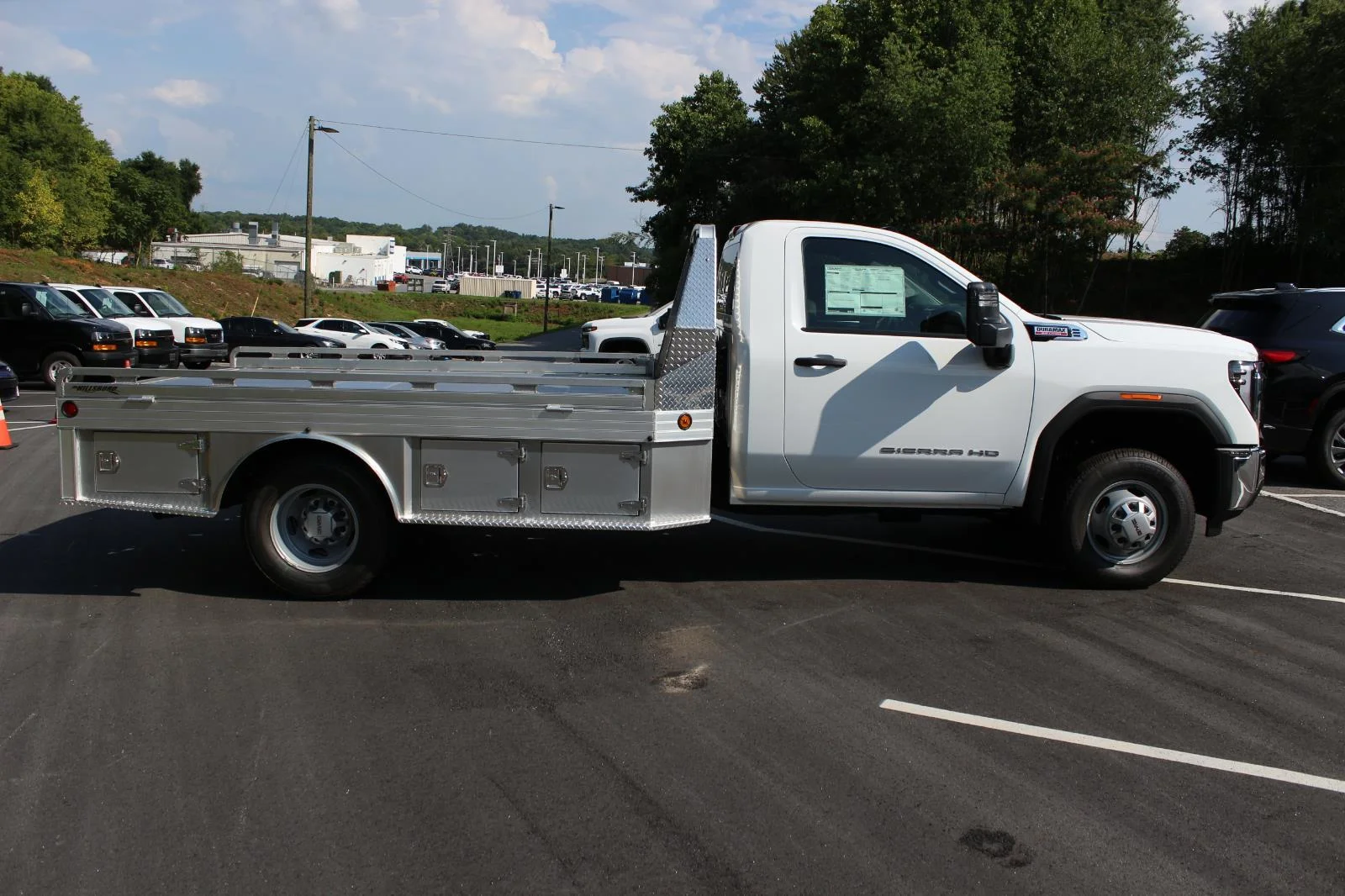 New 2026 Summit White GMC Pro image 8