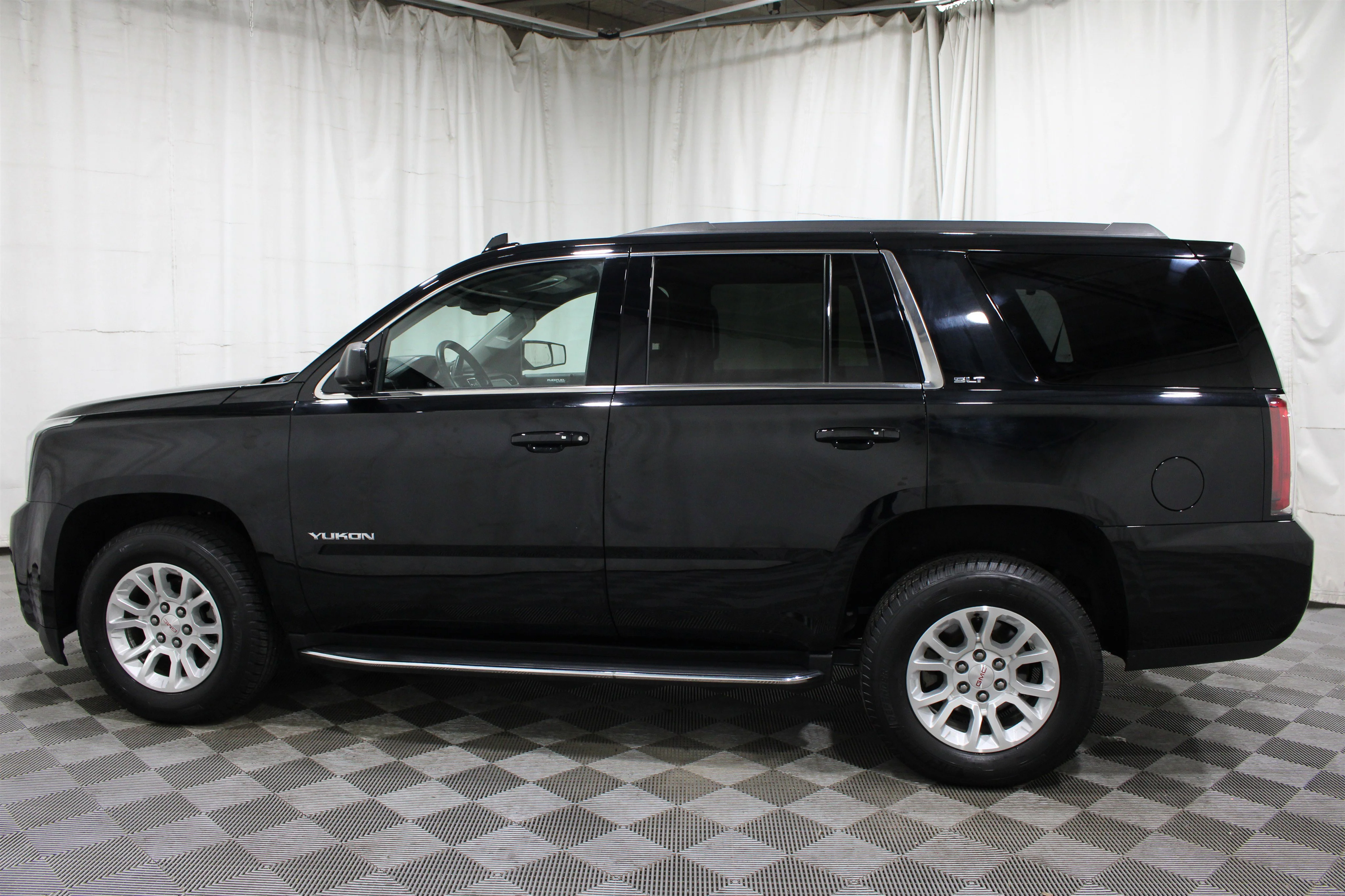 2017 GMC Yukon SLT - Photo 39