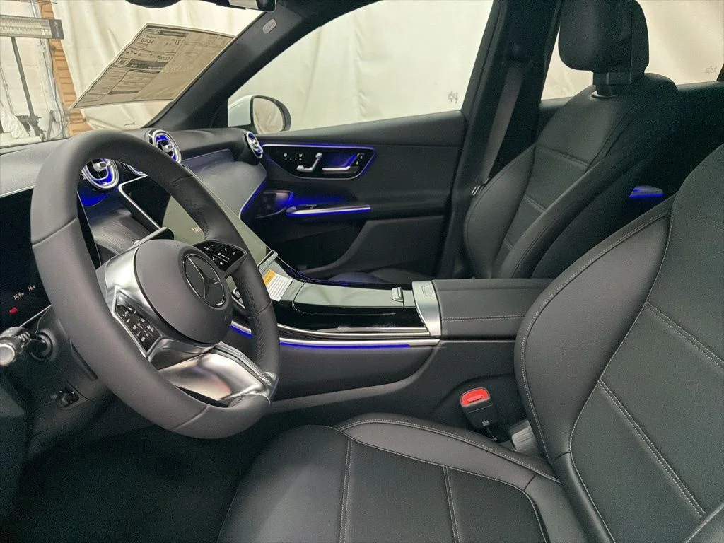 Used 2026 White Mercedes-Benz GLC 300 image 14