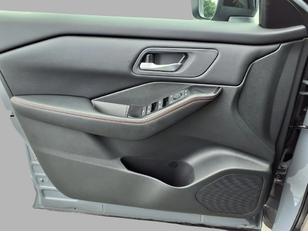 Used 2026 Gray Nissan Rock Creek image 20