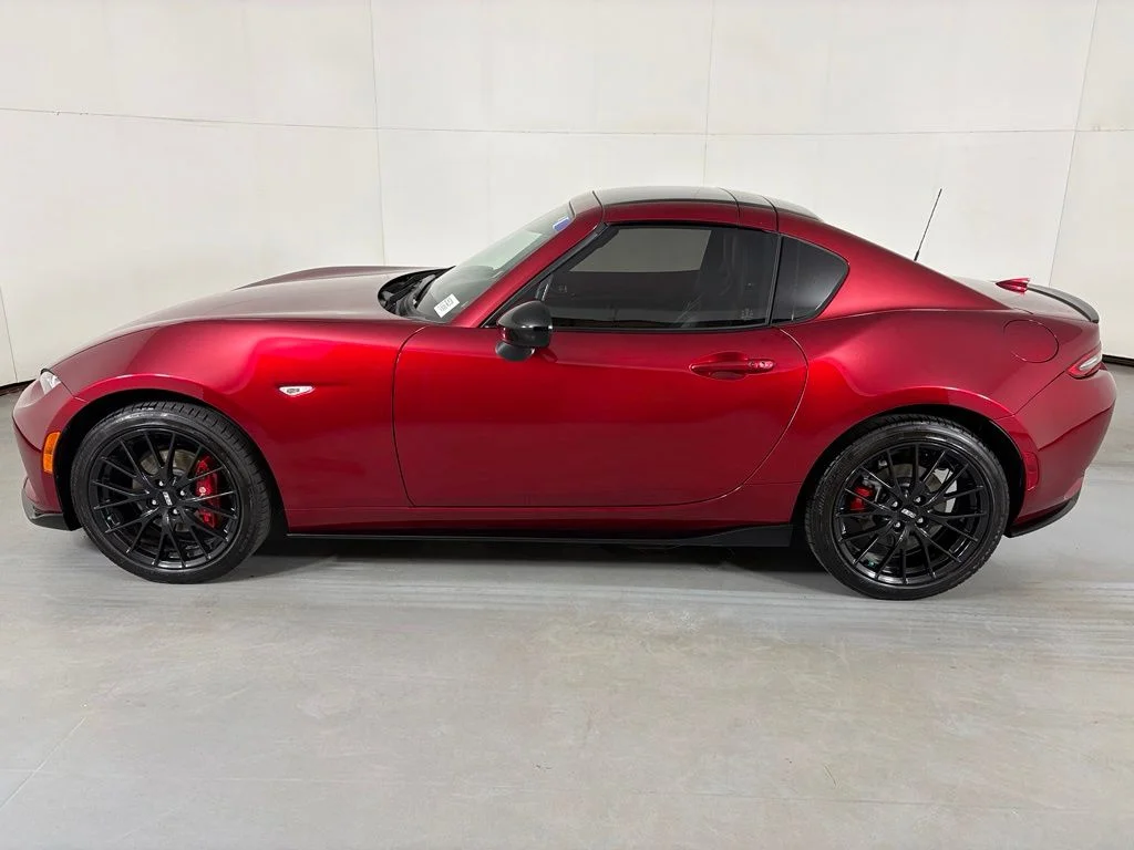 Used 2025 Red Mazda Club image 7